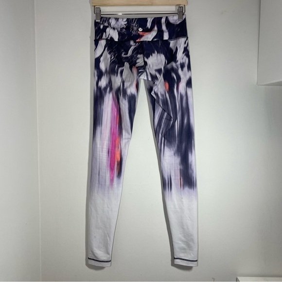 Lululemon Wunder Under Pant size 6 - Picture 6 of 9